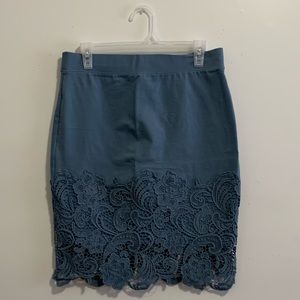 Floral lace pencil skirt